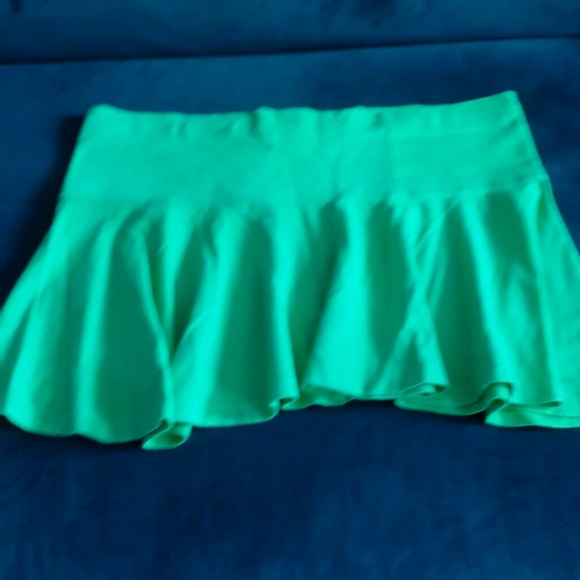 Mini skirt - Picture 2 of 3
